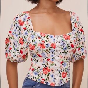 ASTR THE LABEL Hook & Eye Square Neck Top in Red Multi Floral